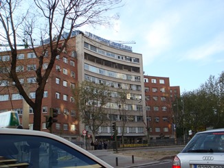 2009 – Madrid – Clinica de la Concepcion. Here Father Jaki was recovered during the last couple of weeks of his life, and died on 7 April 2009, the Good Tuesday.